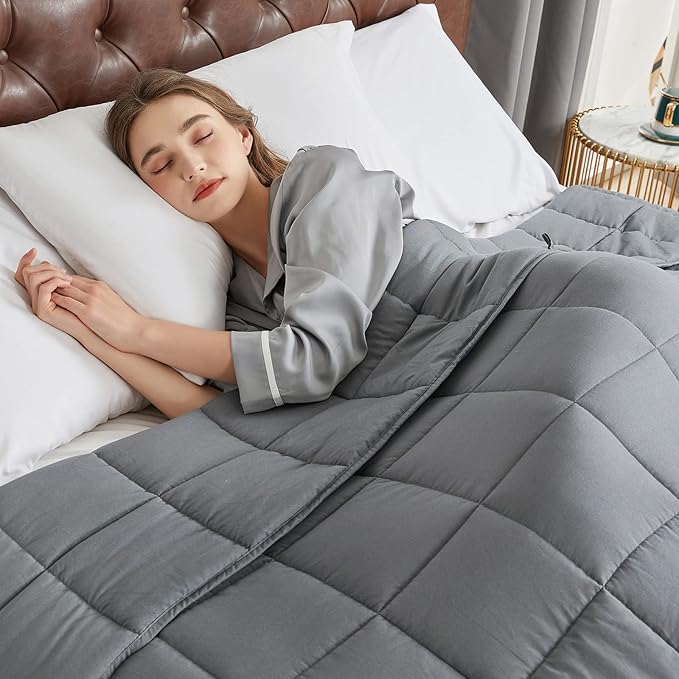 השמיכה הכבדה